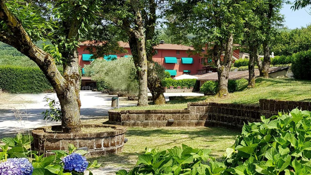 Agriturismo Ricciardelli Villa Contrada  ภายนอก รูปภาพ