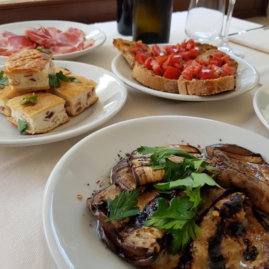 Agriturismo Ricciardelli Villa Contrada  ภายนอก รูปภาพ